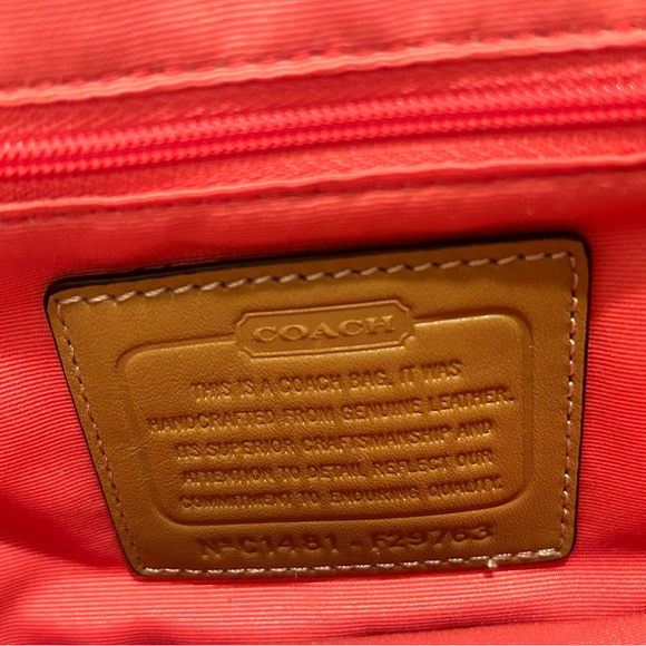 NWOT Coach HADLEY Leather Field Bag - Picture 10 of 13